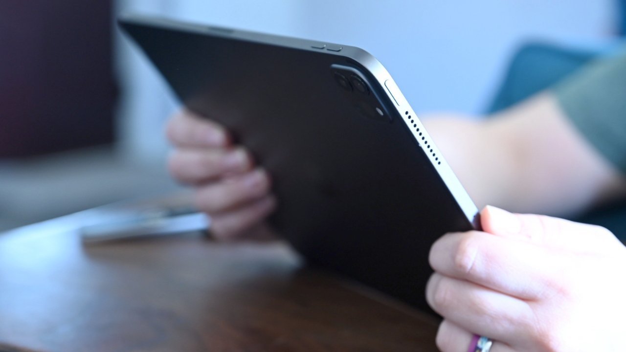 57618-117377-000-lead-iPad-xl.jpg