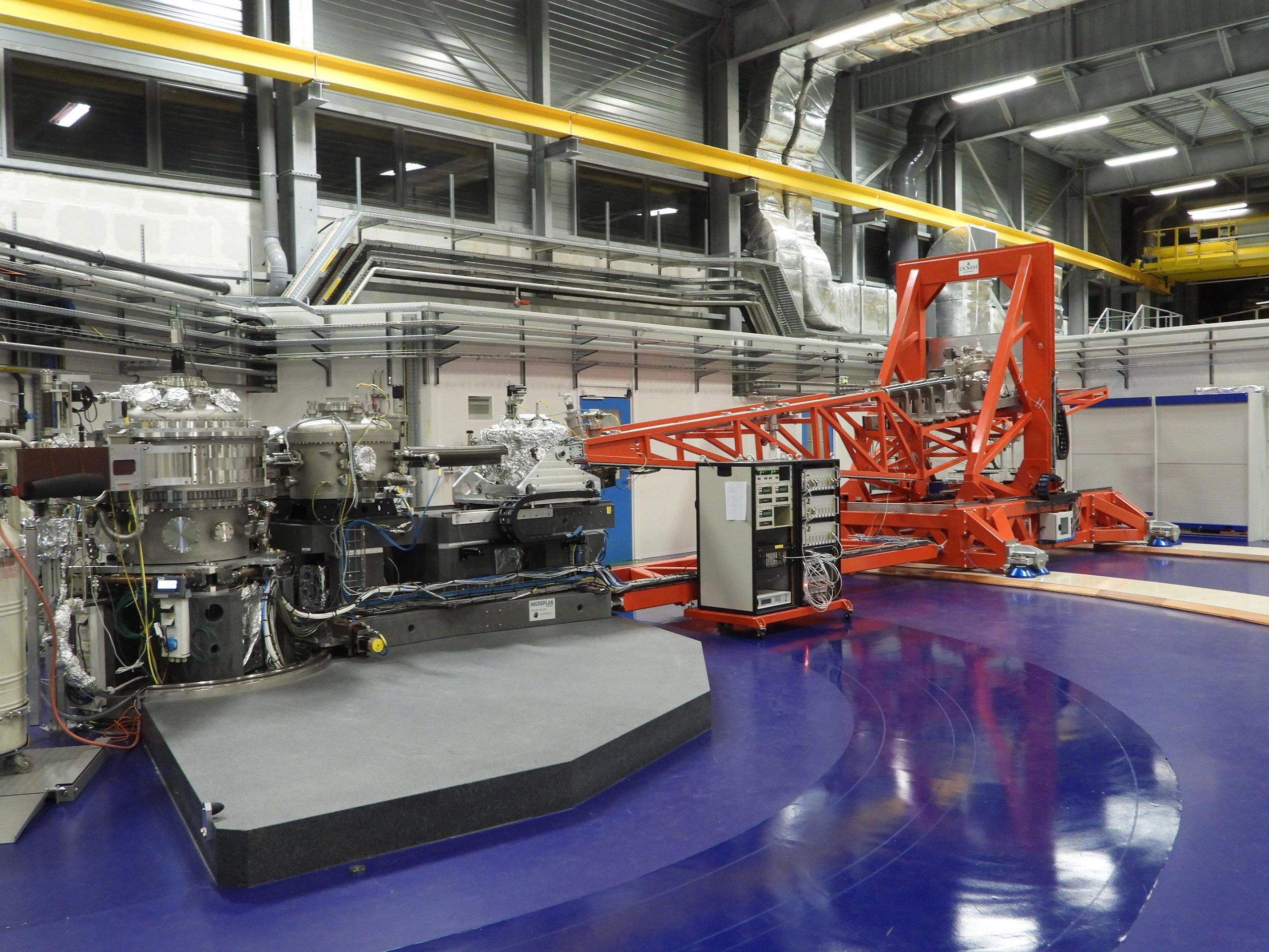 ERIXS-Instrument-European-Synchrotron-ESRF-scaled.jpg