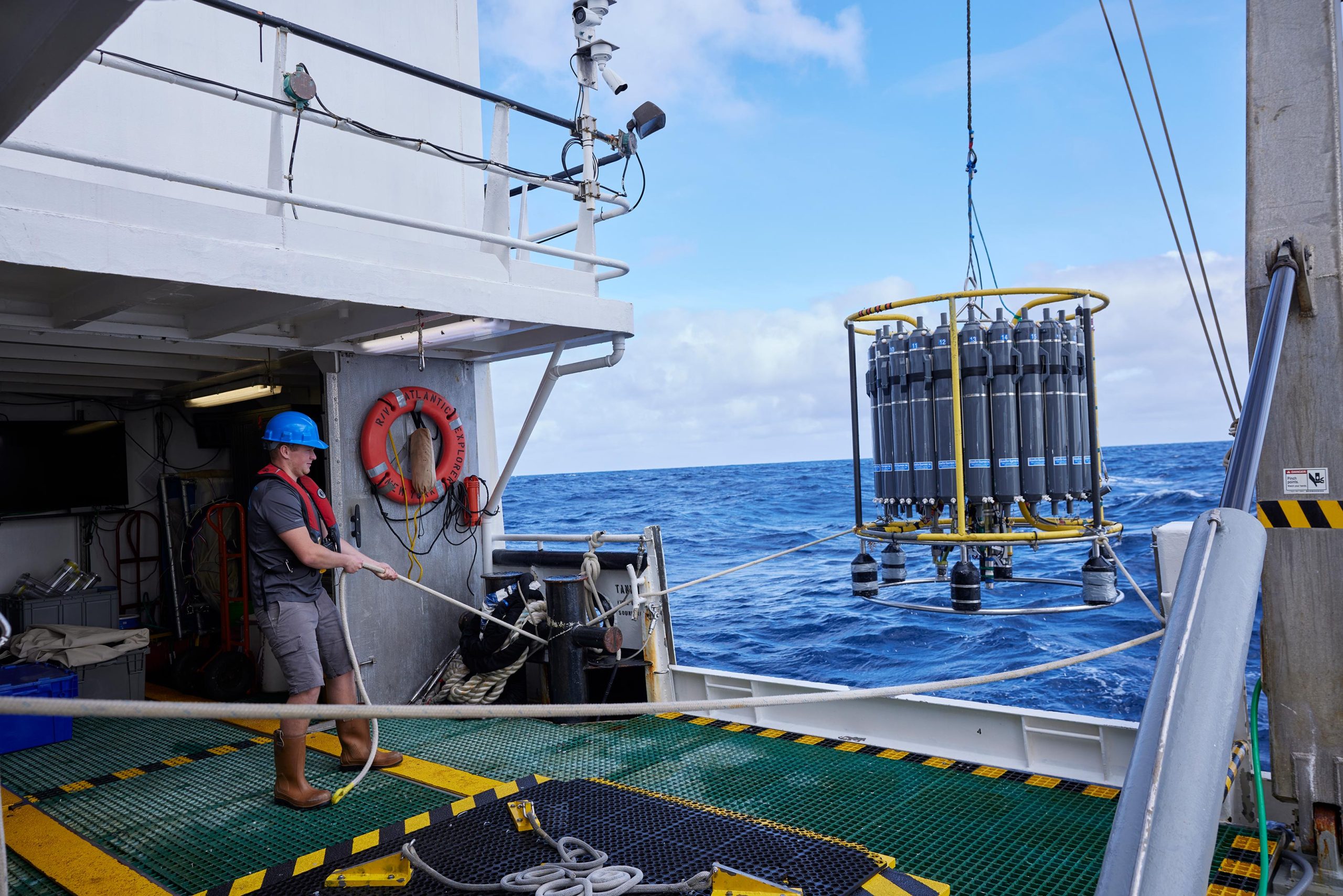 BATS-Team-BIOS-Research-Vessel-Atlantic-Explorer-scaled.jpg