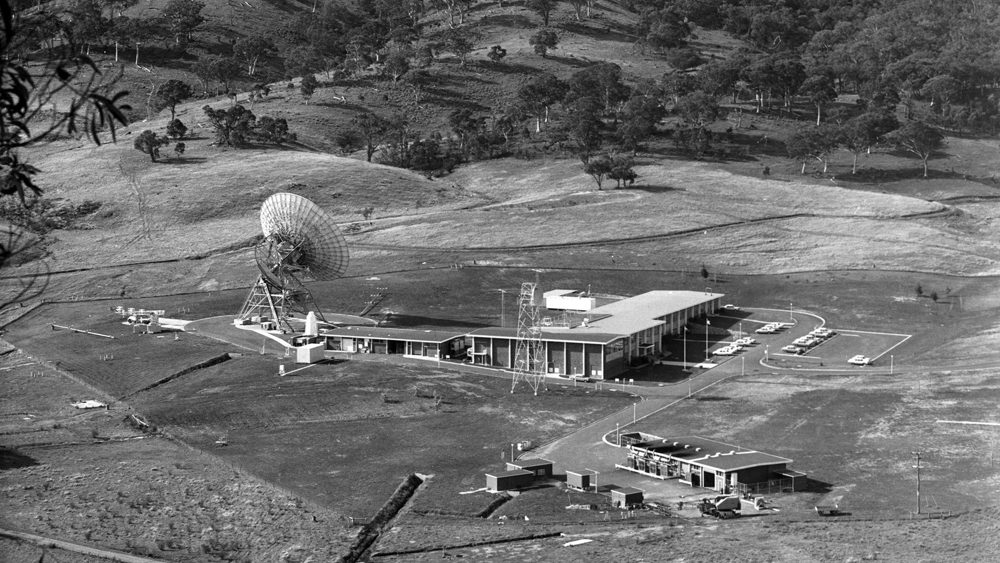 Deep-Space-Network-Canberra-Complex-1969.jpg