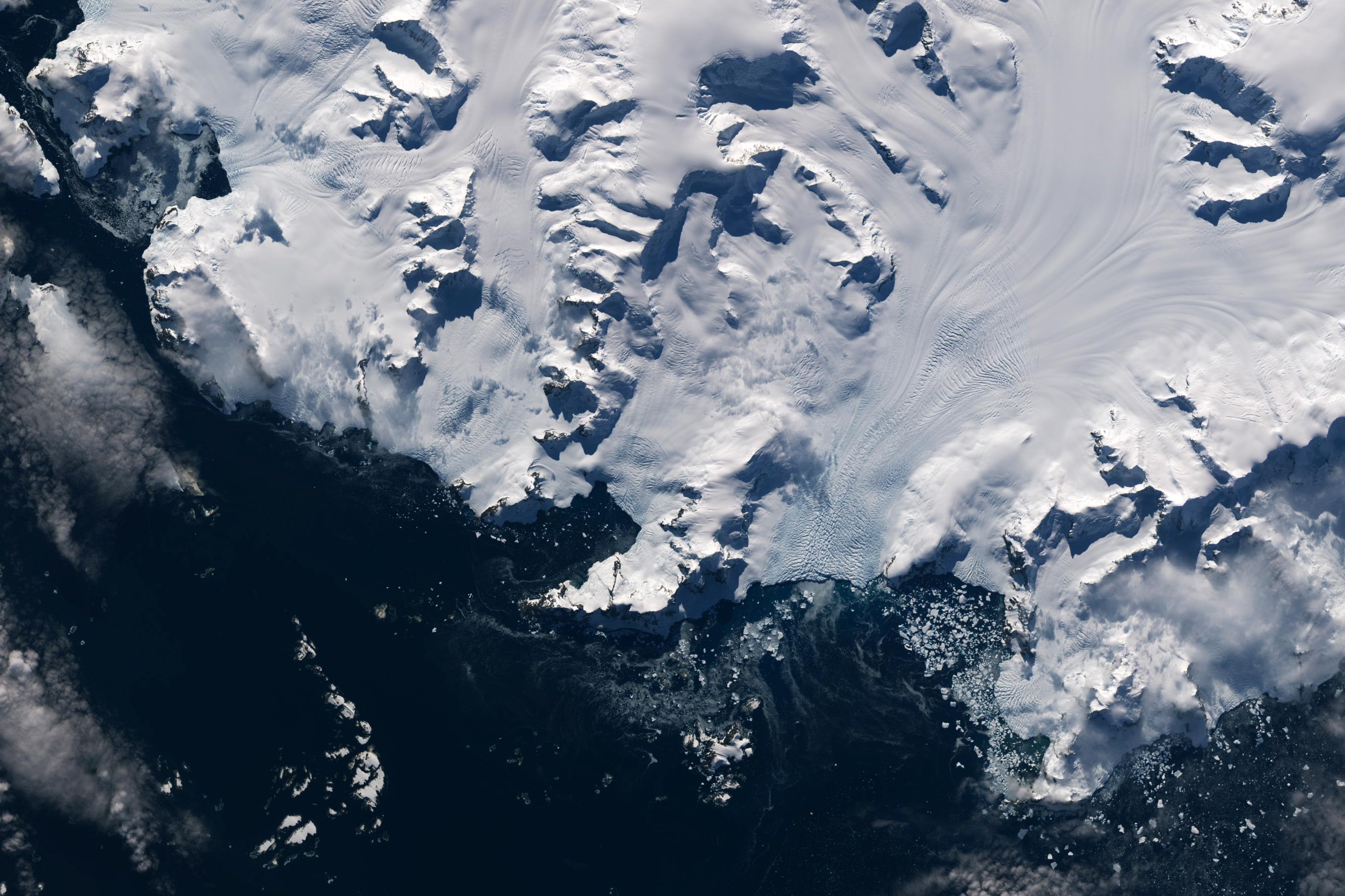 Antarcticas-Argentine-Islands-February-2023.jpg
