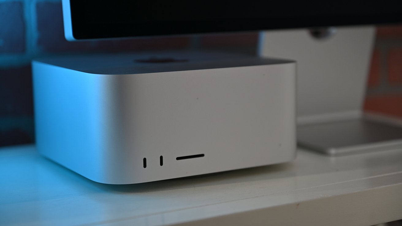 58056-118260-Mac-Studio-under-display-xl.jpg