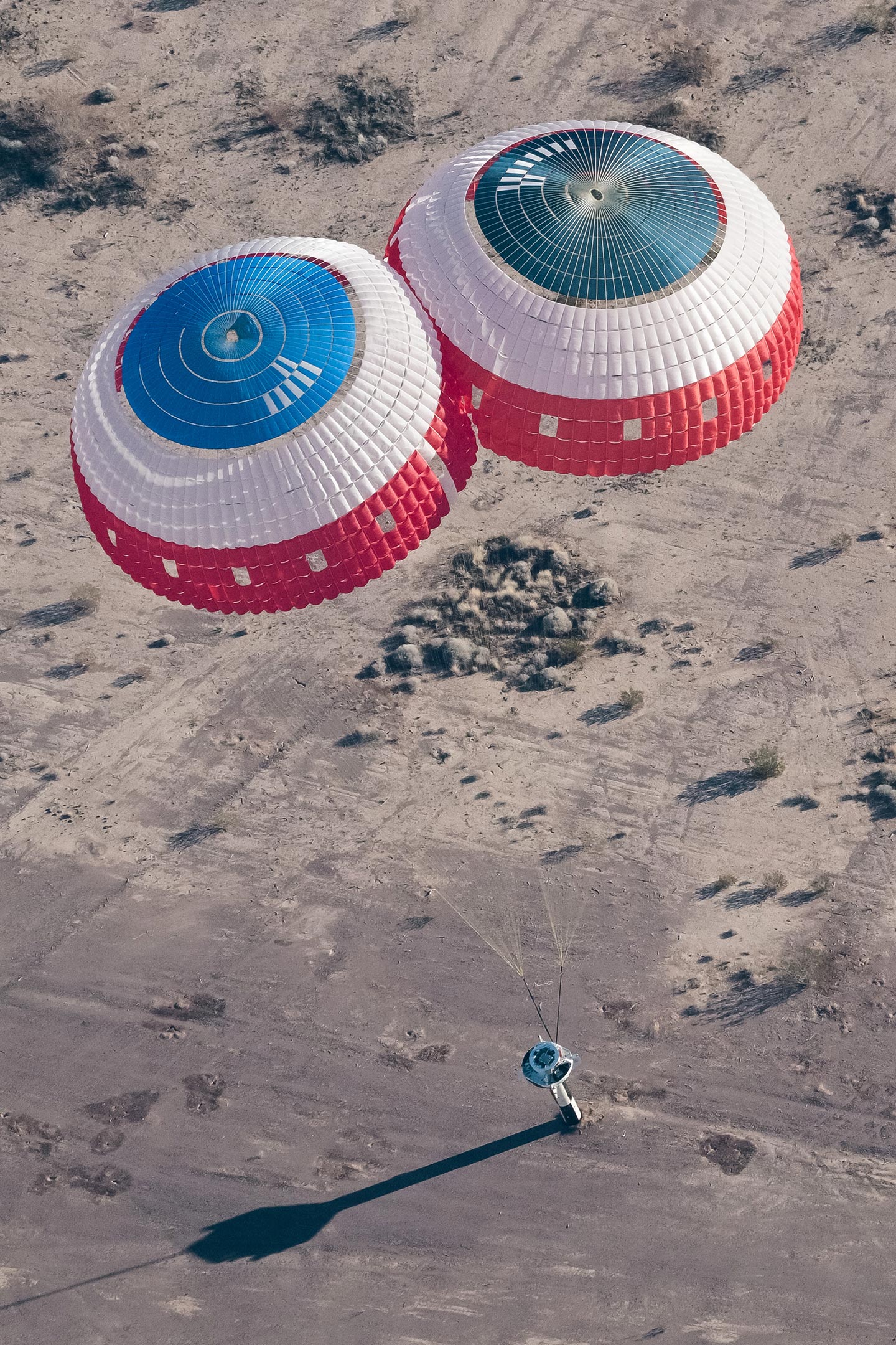 Parachutes-Lower-Dart-Shaped-Test-Vehicle-Ground.jpg
