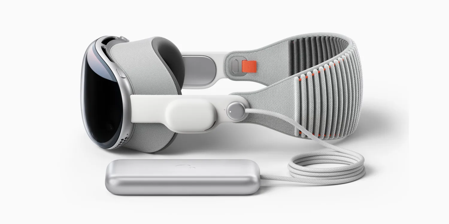 apple-vision-pro-belkin-battery-clip.webp