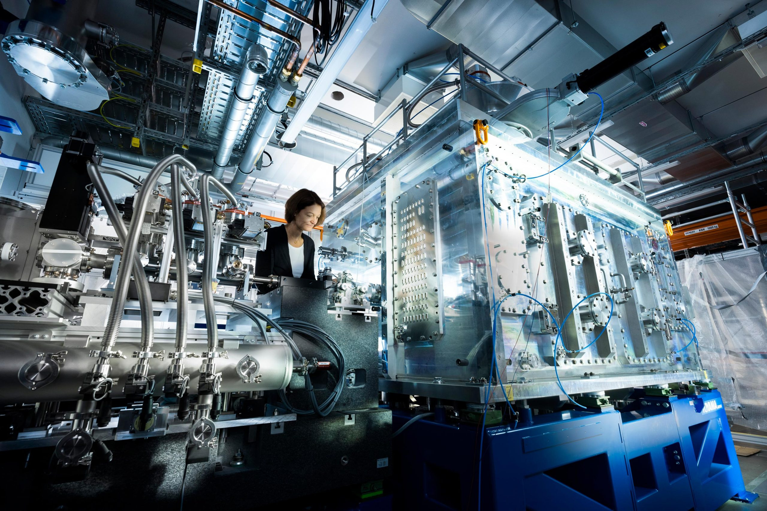 HED-Experiment-Station-at-European-XFEL-scaled_jpg（JPEG 图像，2560x1707 像素） — 缩放 (52-_92.jpg