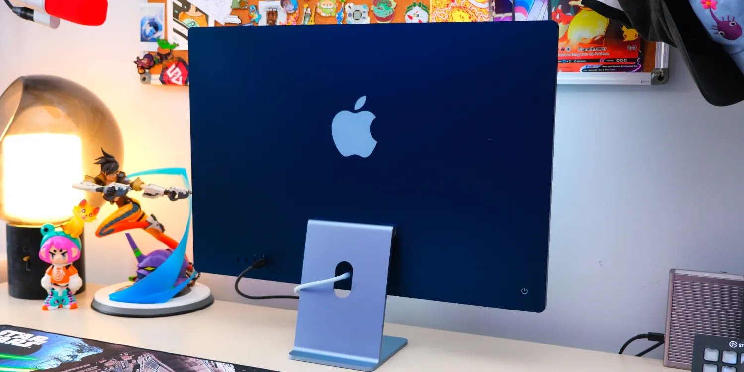 M3-iMac-hands-on-back.webp