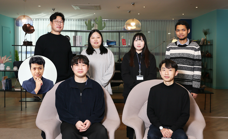 Professor-Jangs-research-team.png