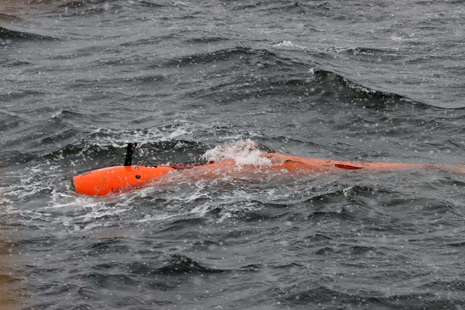 AUV-Ran（JPEG 图像，1536x1024 像素） — 缩放 (91-.jpg