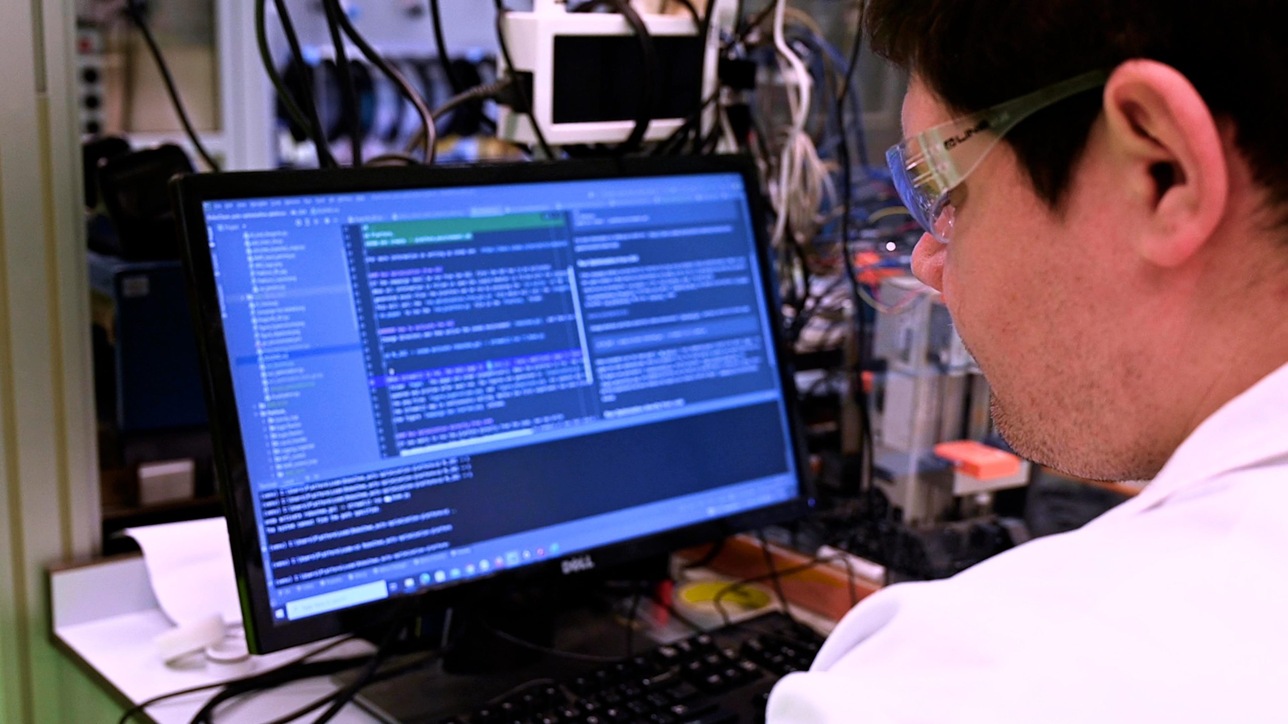 Setting-Up-RoboChem-scaled.jpg