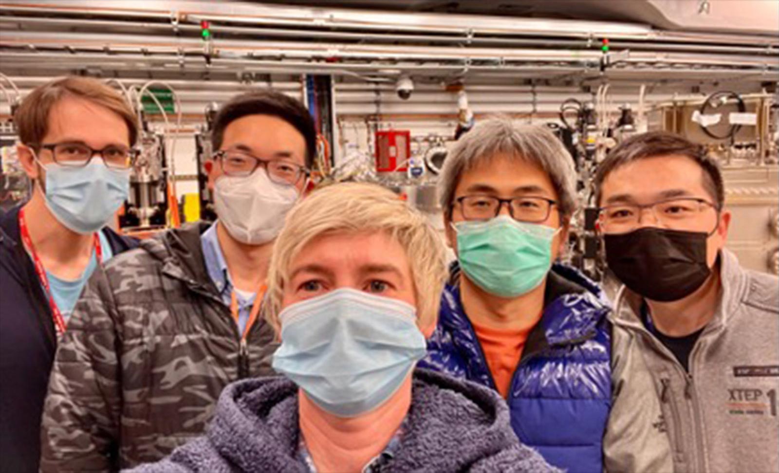 Atomic-Freeze-Frame-of-Liquid-Water-Researchers.jpg