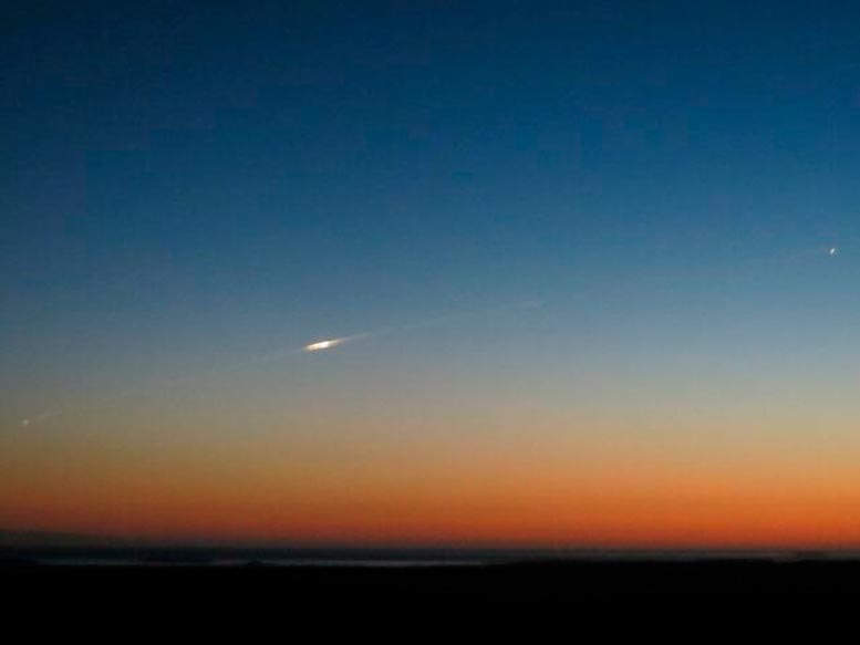 GOCE-Reenters-Atmosphere.jpg