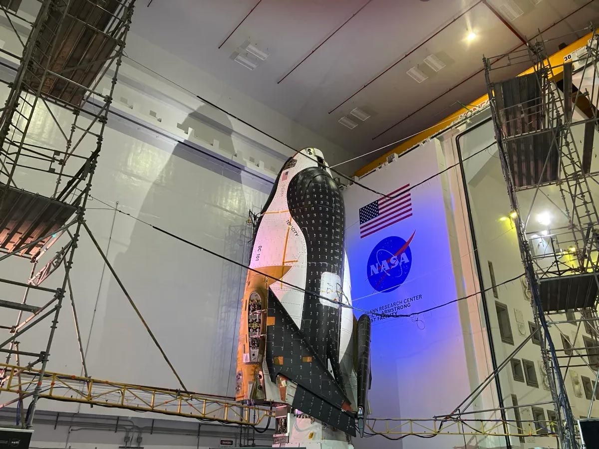 Sierra-Space-Dream-Chaser-Spaceplane-and-Shooting-Star-Cargo-Module.jpg
