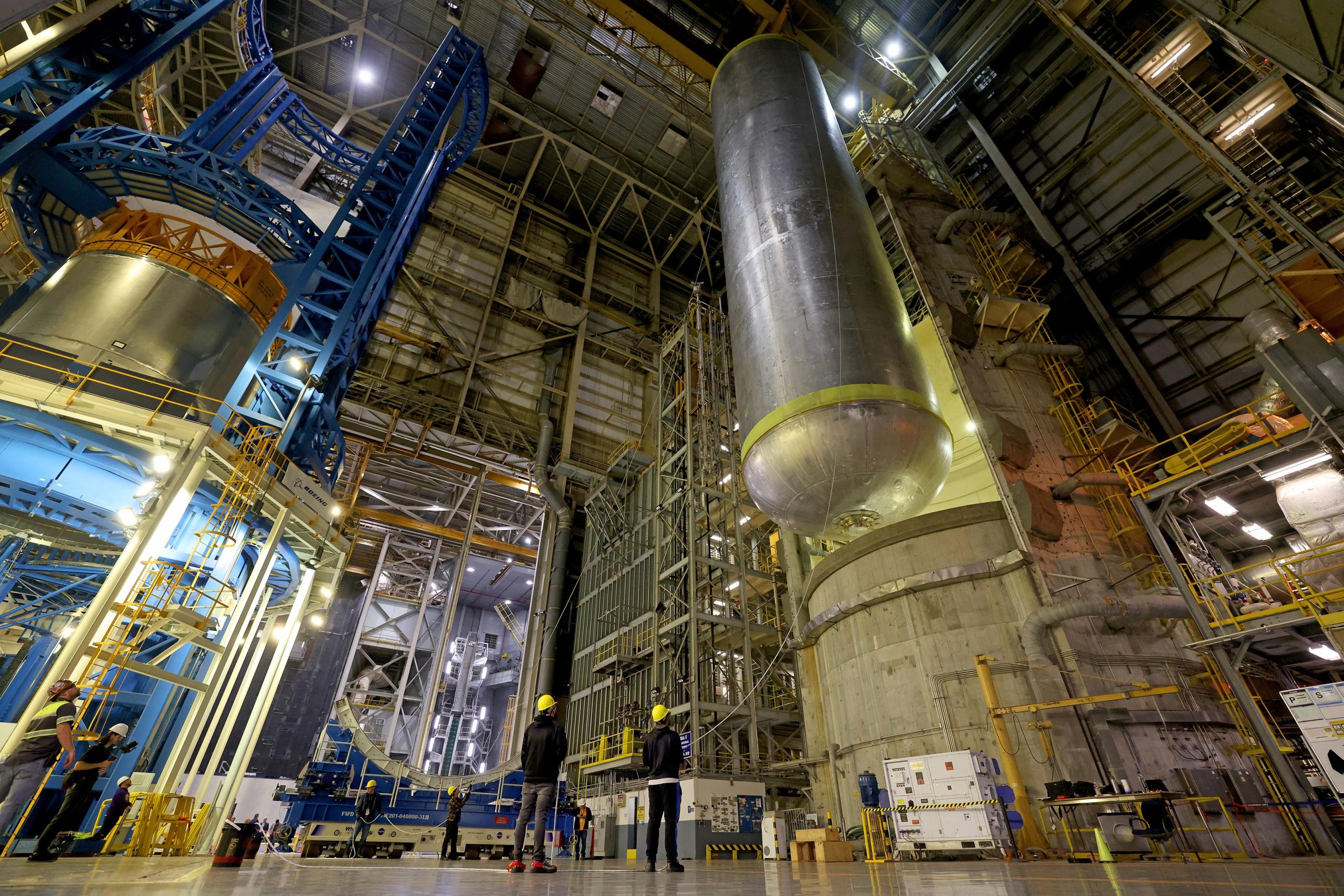 Rocket-Propellant-Tanks-NASA-Artemis-III-Mission-Take-Shape-scaled.jpg