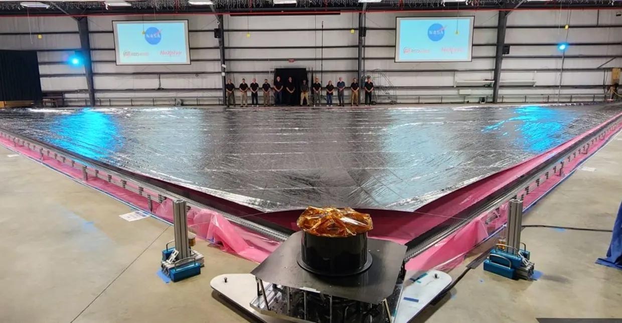 Solar-Sail-Quadrant-Unfurled.jpg