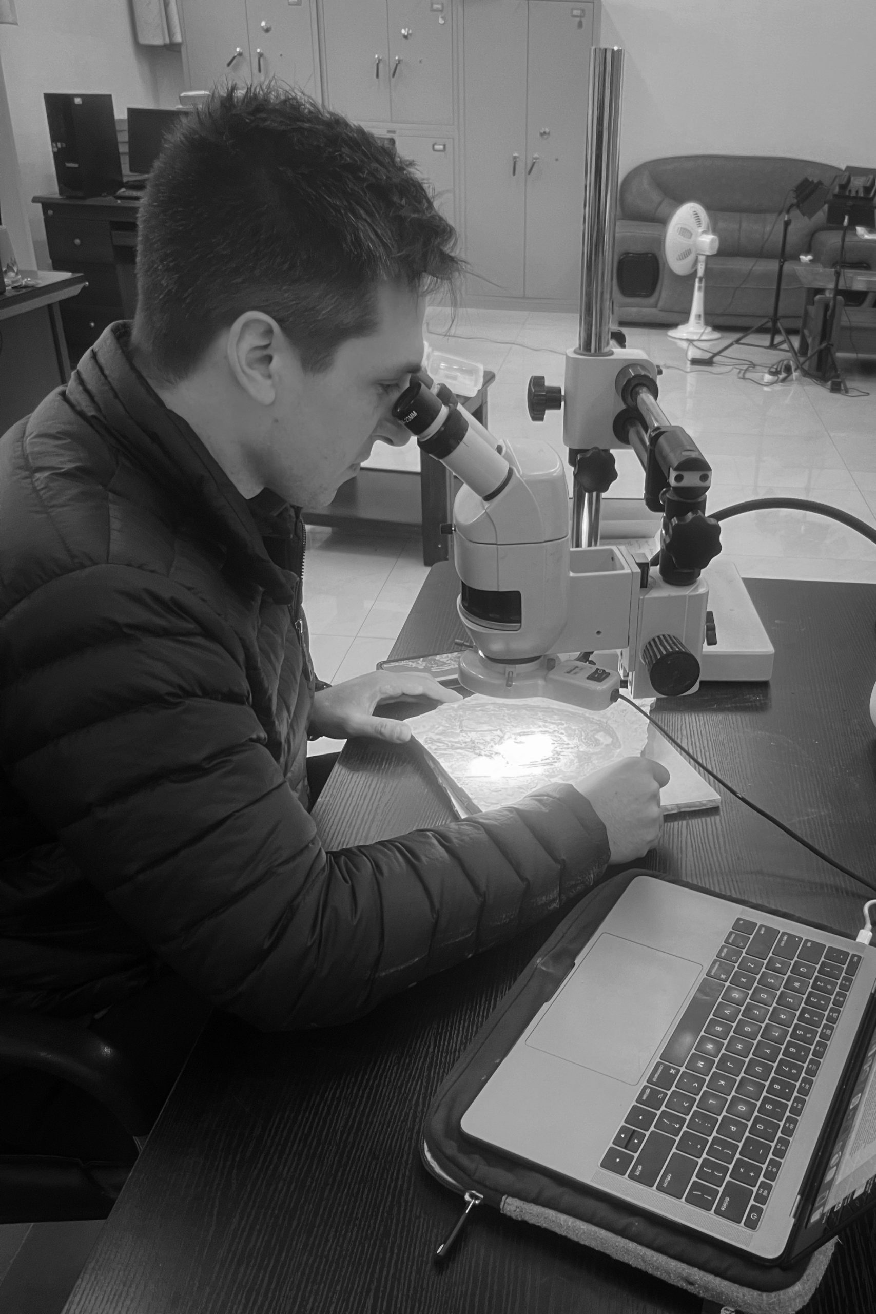 Alex-Clark-With-Fossil-scaled.jpg