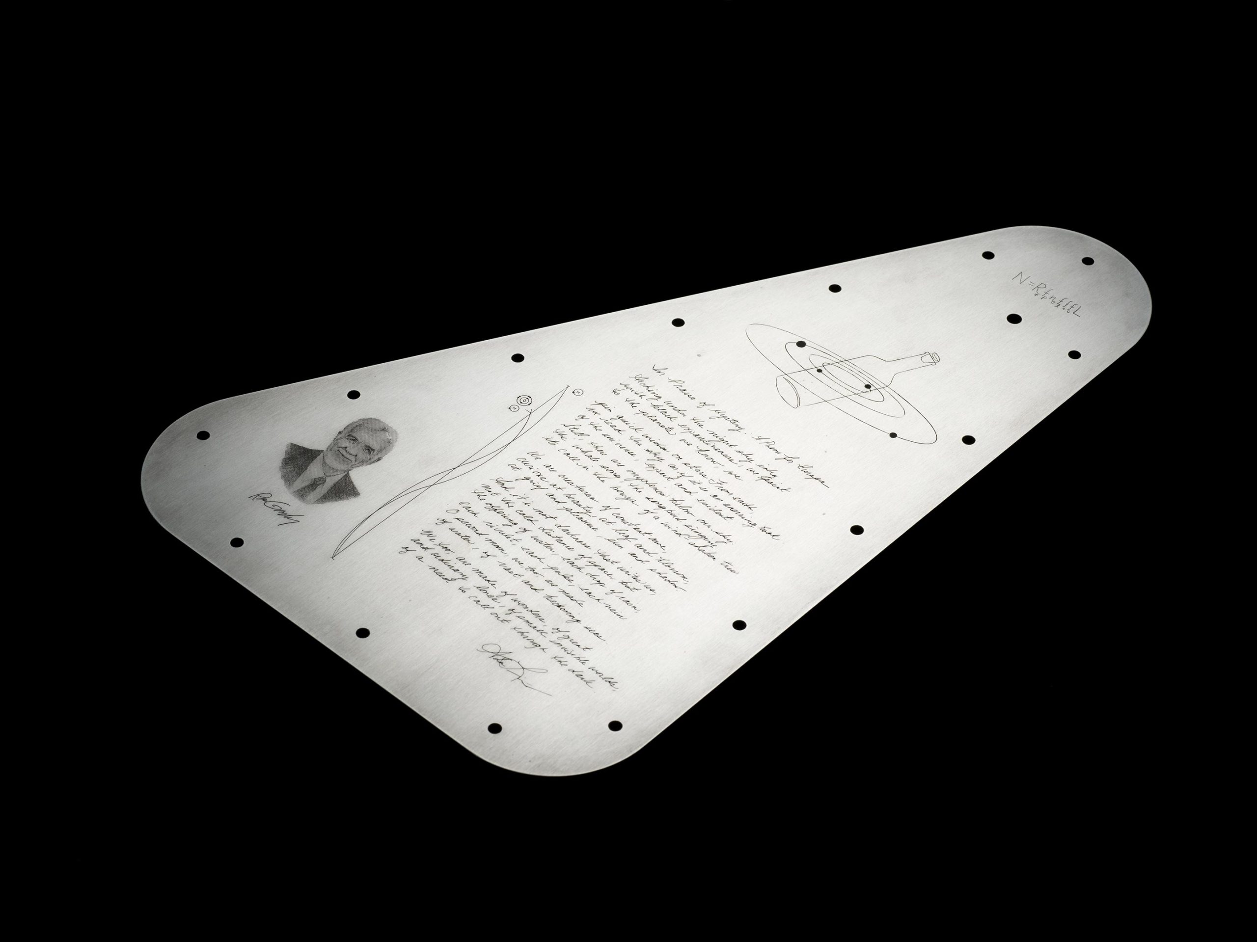 NASA-Europa-Clipper-Spacecraft-Commemorative-Plate-scaled.jpg