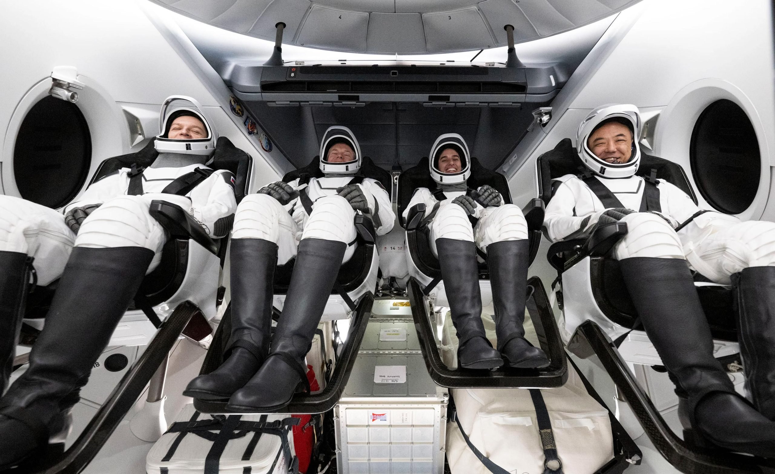 NASA-SpaceX-Crew-7-After-Recovery-scaled.jpg