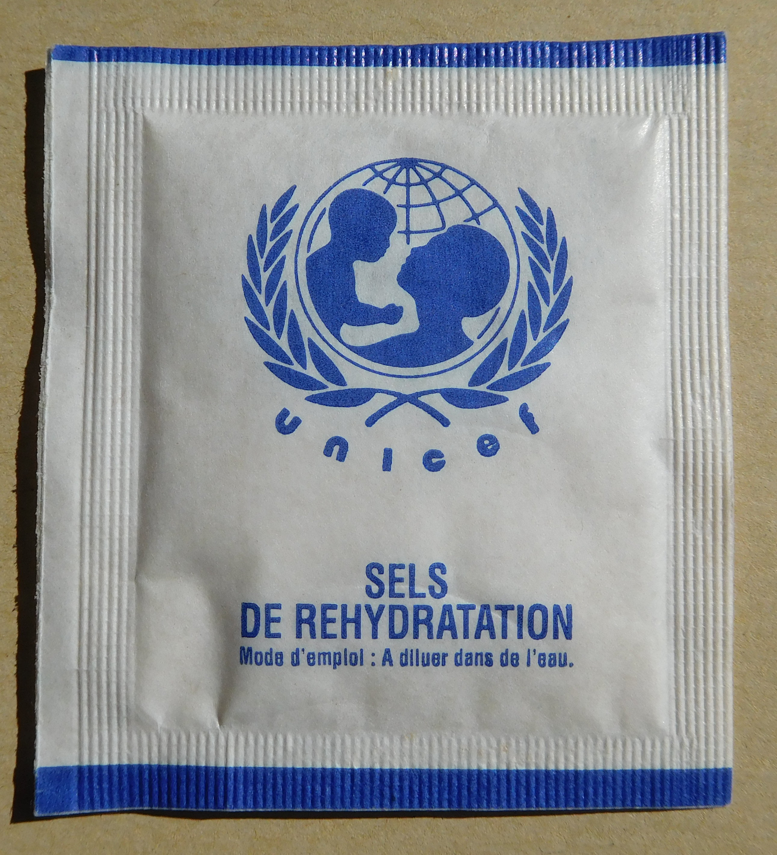 Oral_rehydration_salts_(ORS)_-_Packet.jpg
