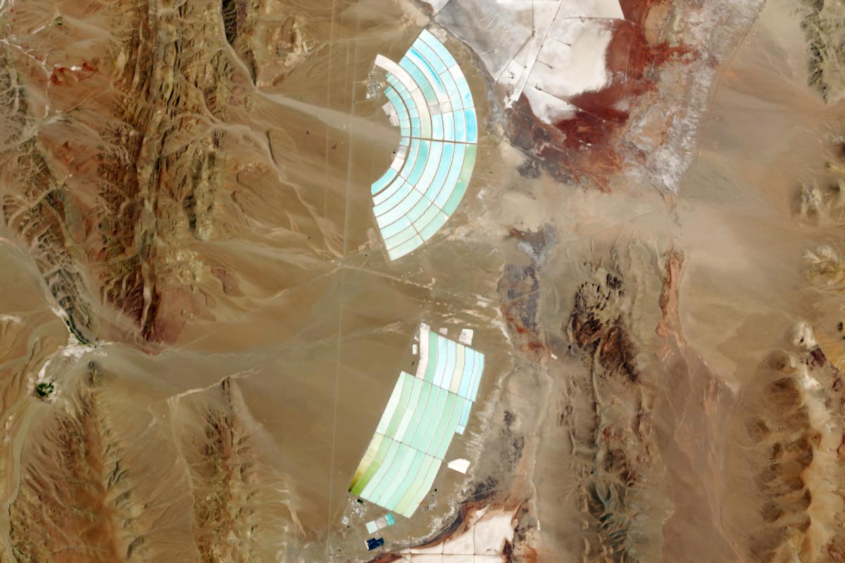 Mining-Lithium-in-Argentina.jpg