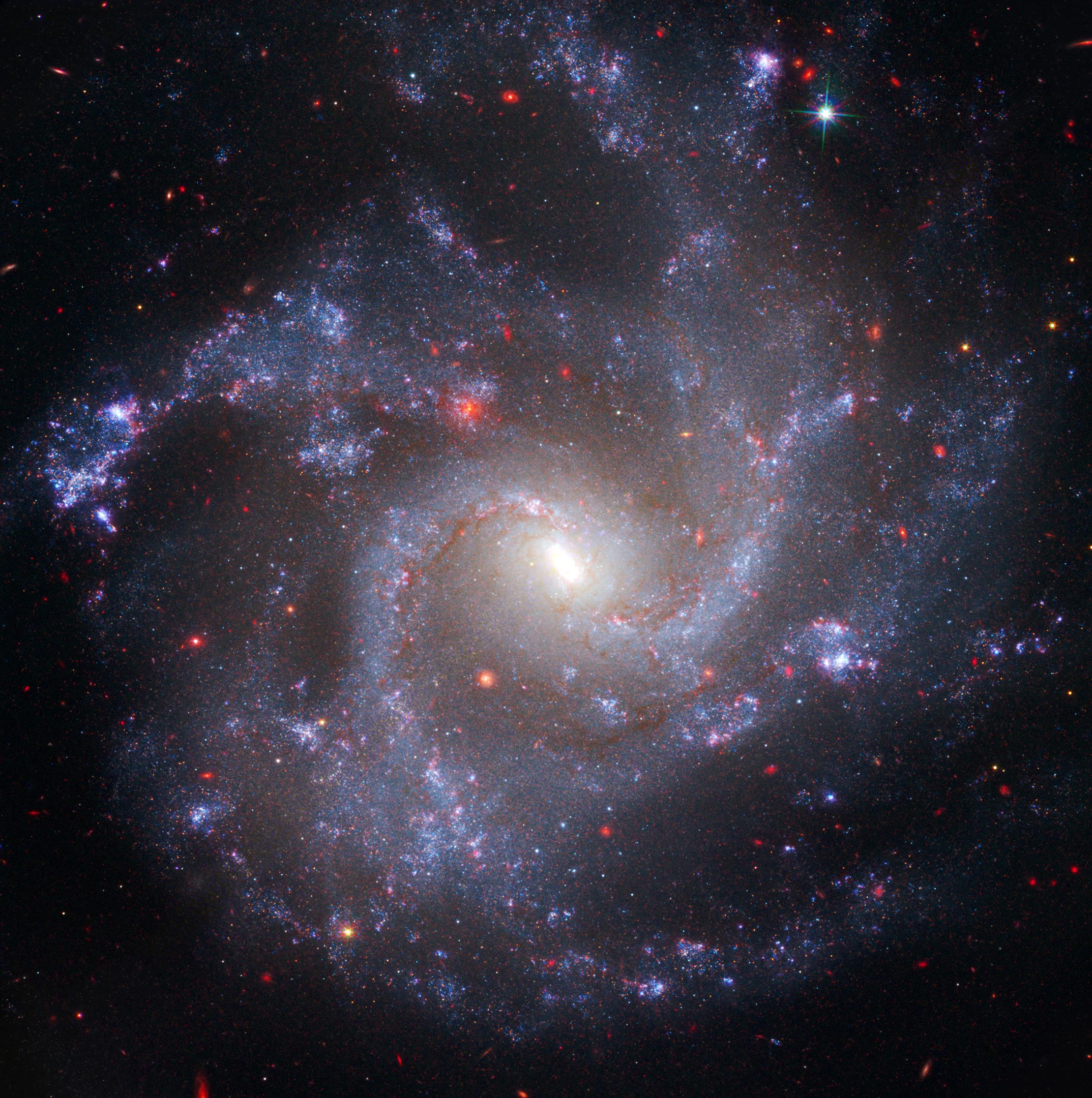 NGC-5468-Webb-NIRCam-Hubble-WFC3.jpg