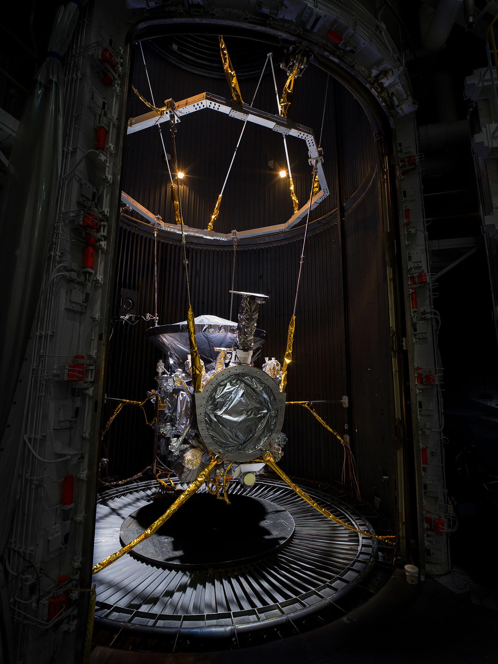 Europa-Clipper-Thermal-Vacuum-Testing.jpg