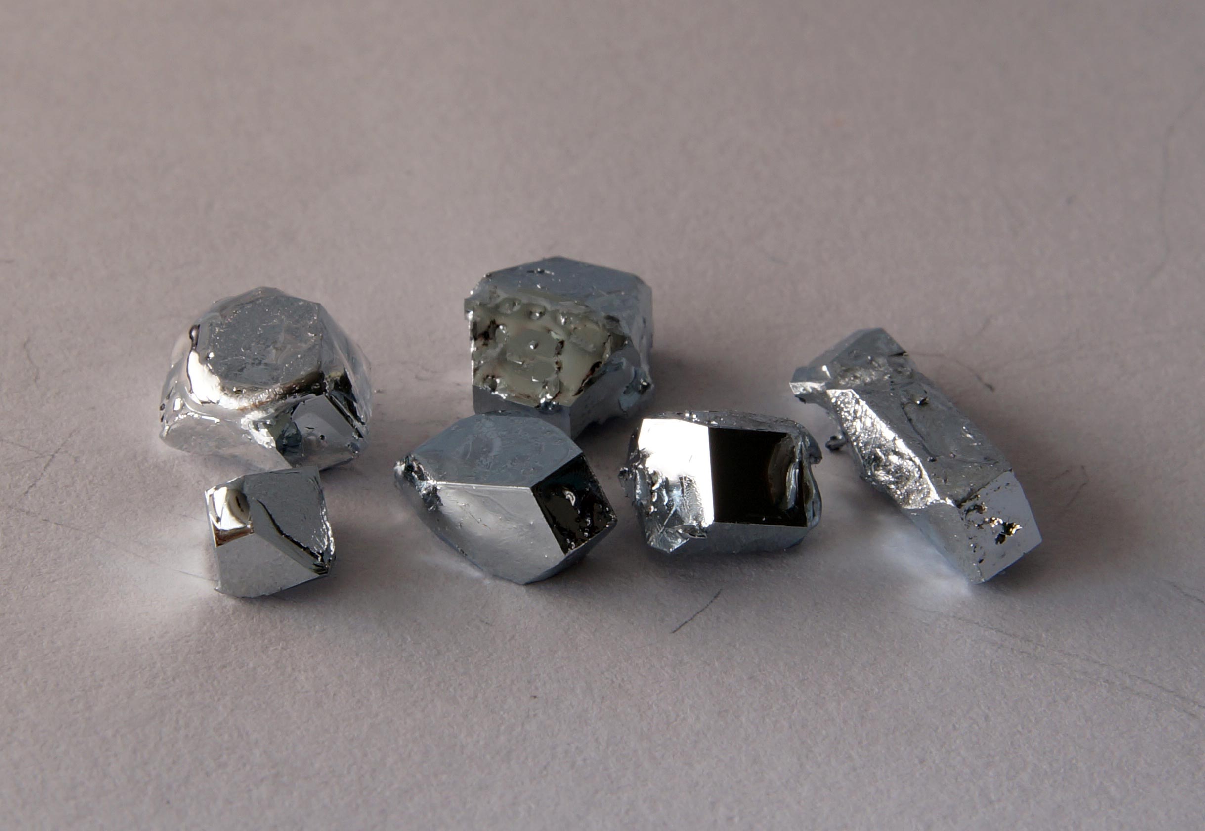 Gallium-Crystals.jpg