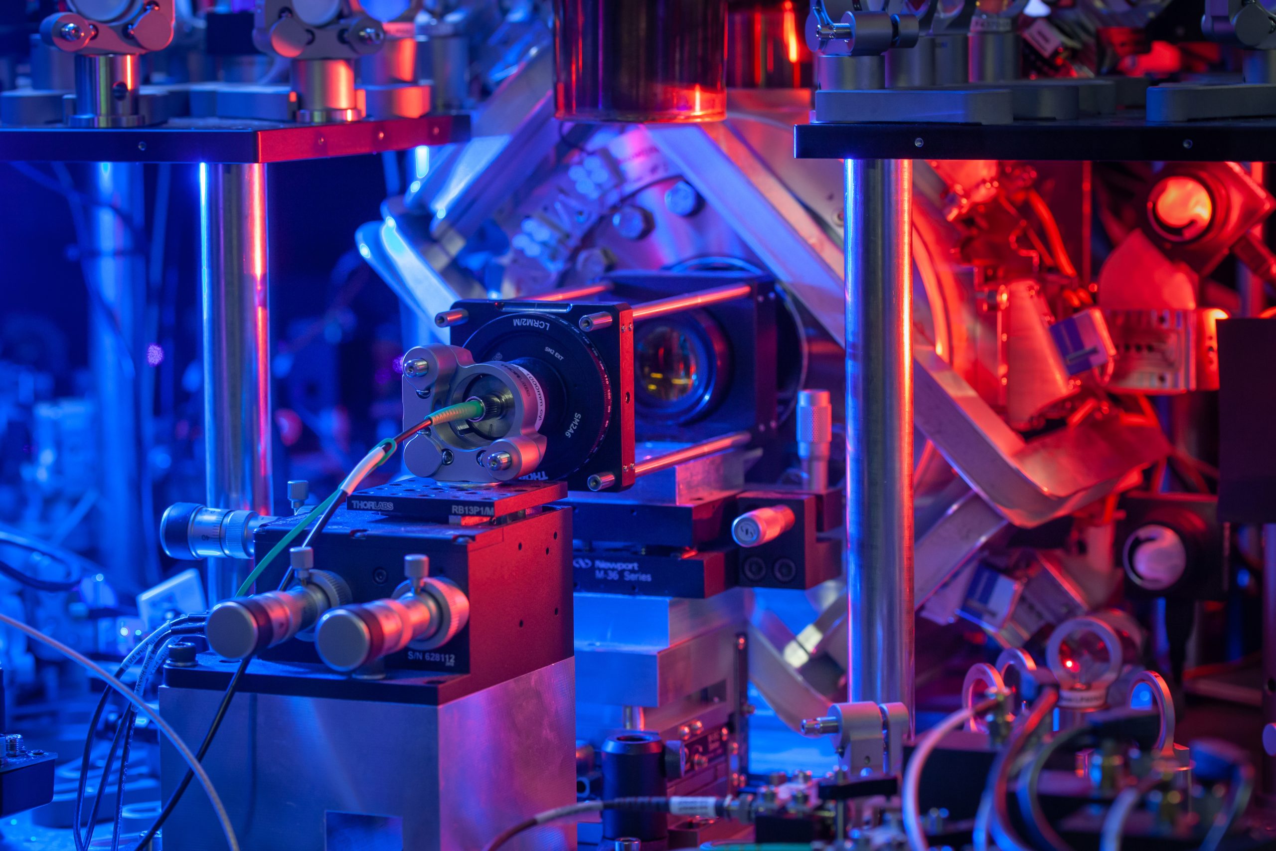 Experiments-on-Quantum-Computing-in-the-Beecroft-Facility-Oxford-University-Physics-scaled.jpg