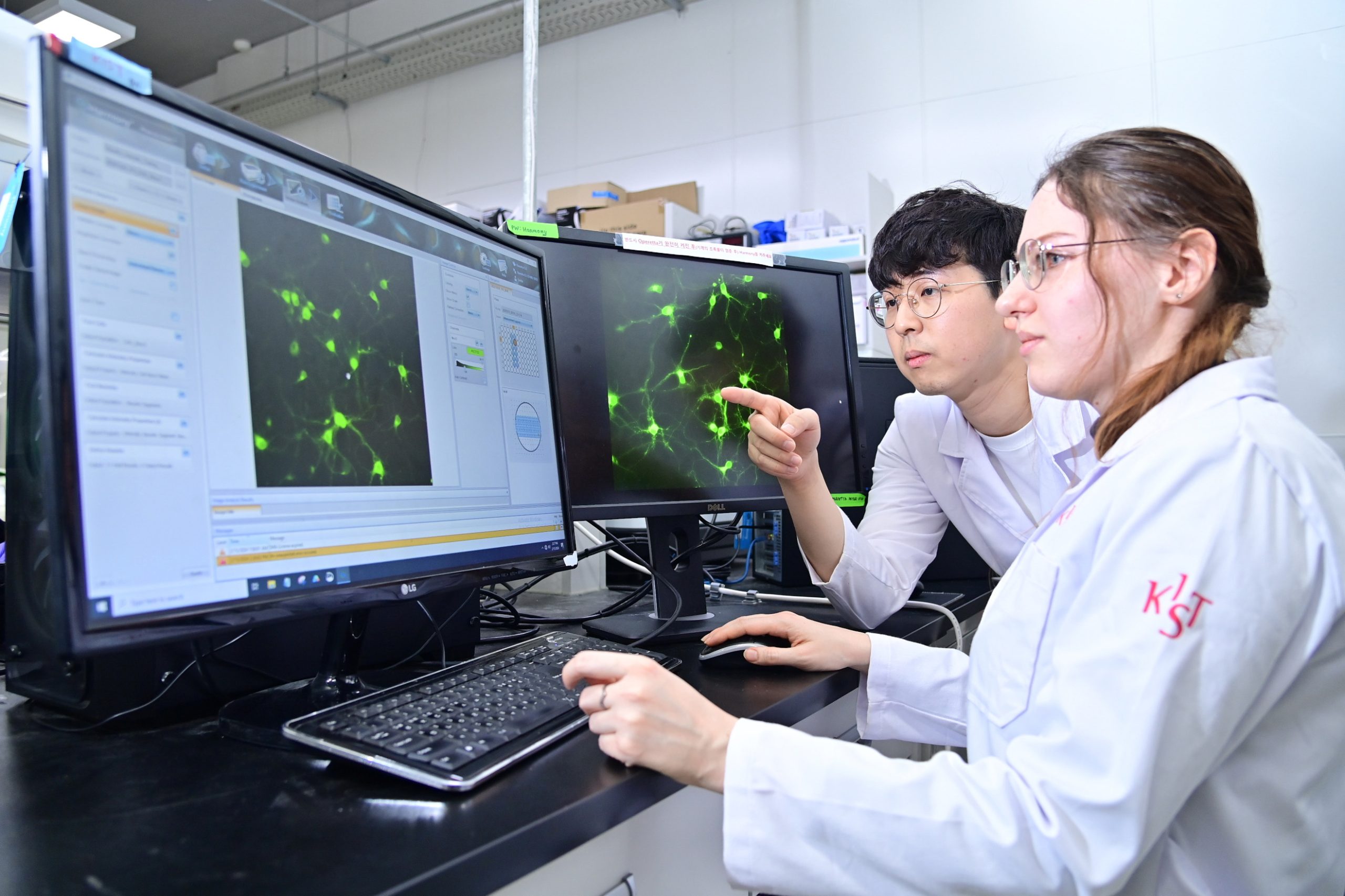 Researchers-From-Dr.-Kim-Yoon-kyungs-Team-at-KIST-scaled.jpg