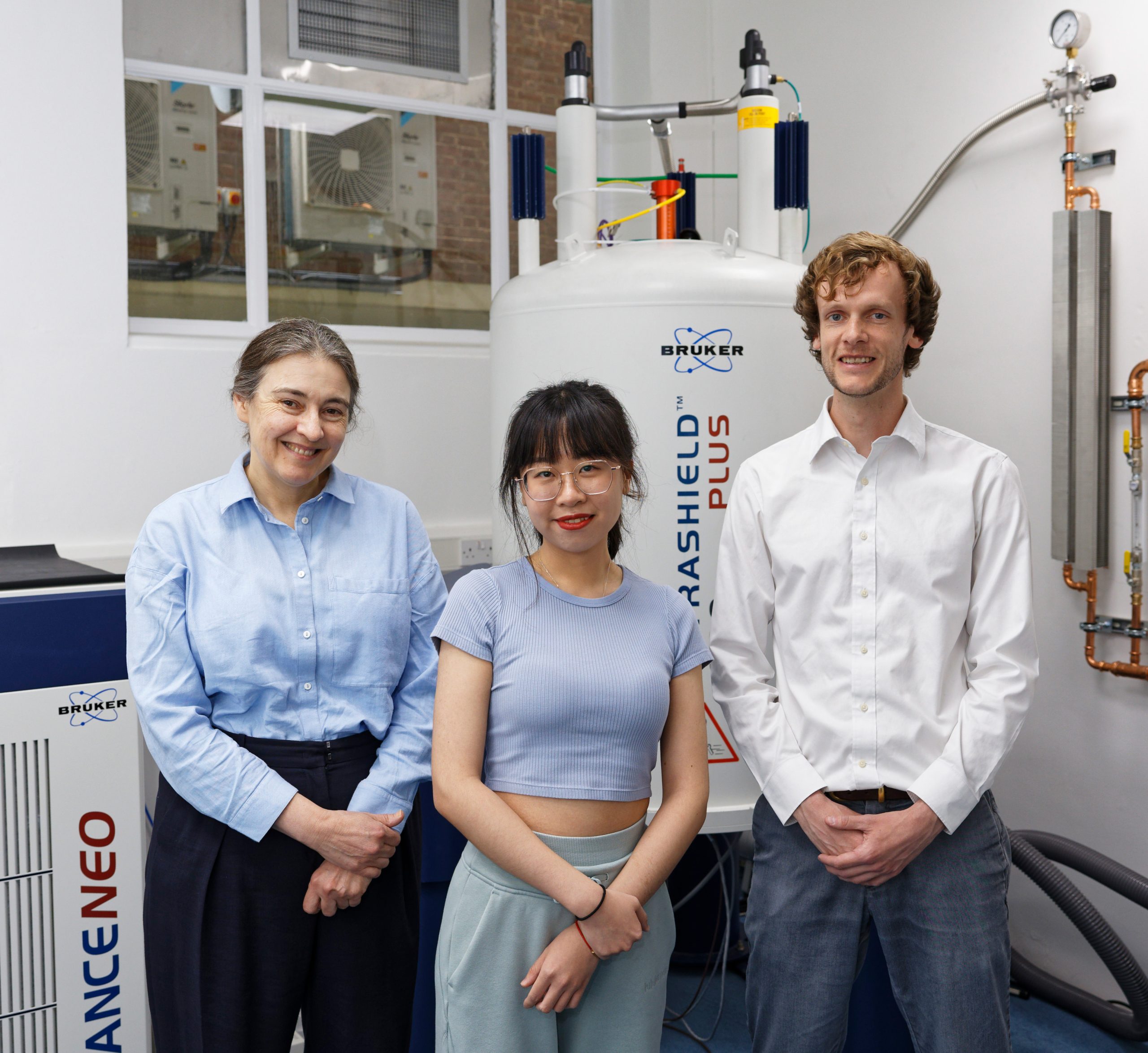Dame-Clare-Grey-Xinyu-Liu-and-Alex-Forse-scaled.jpg