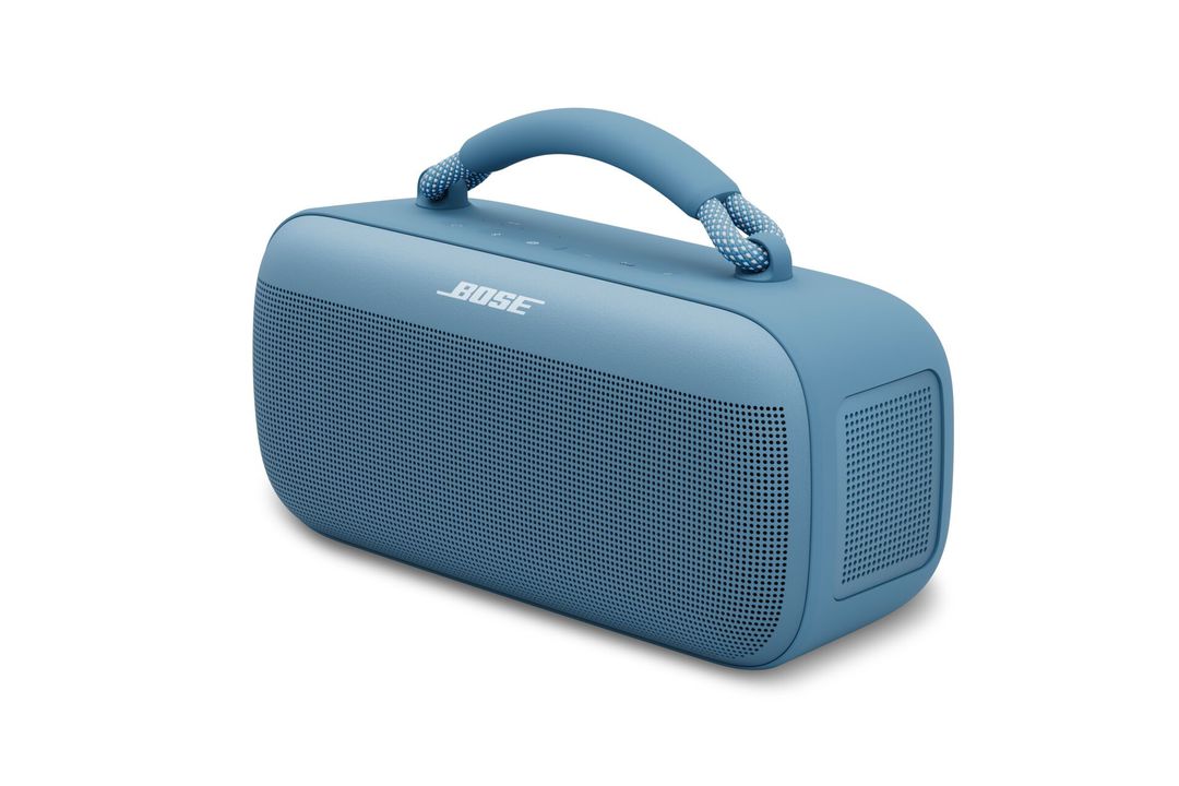 Bose_SoundLink_Max_Portable_Speaker_04.JPG