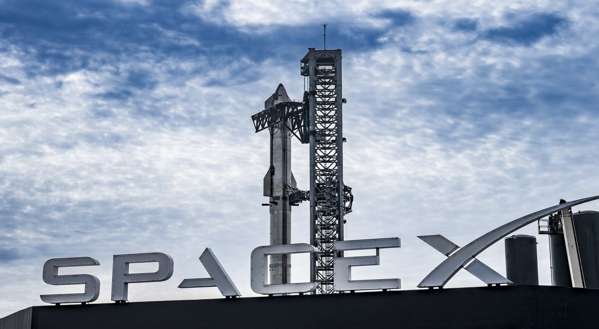 SPACEX-STARSHIP-IFT-3-STACK.jpeg