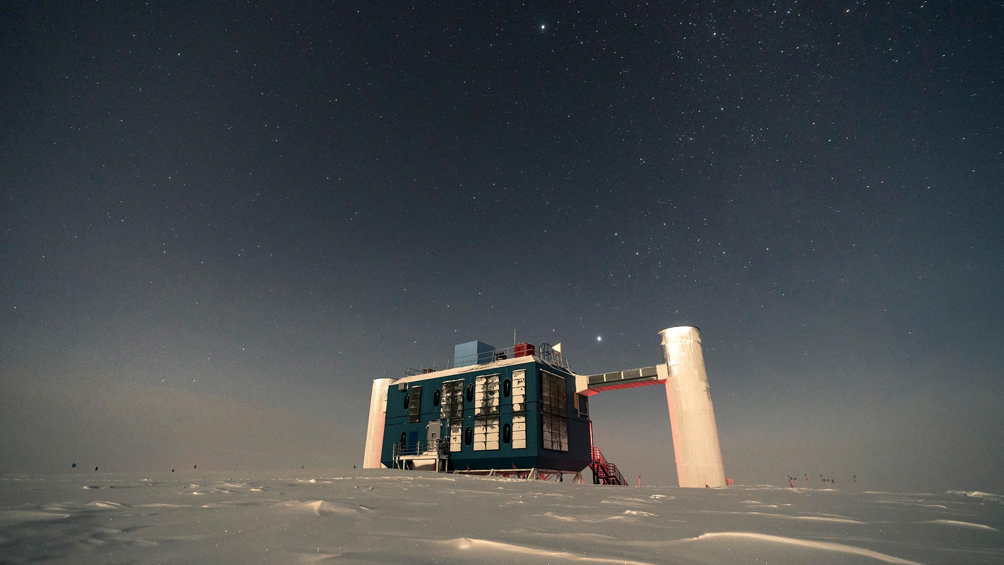IceCube-Lab-Under-Stars.jpg
