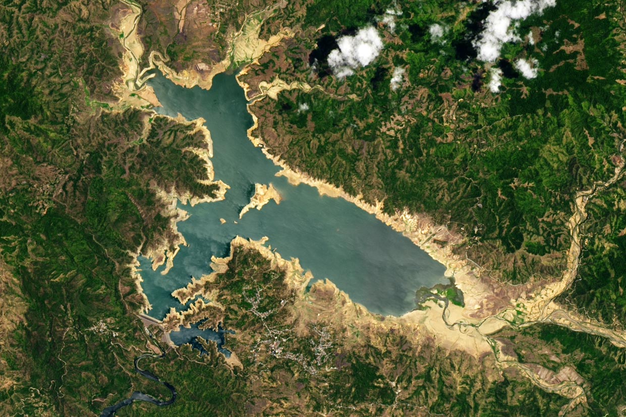 Pantabangan-Lake-Philippine-Reservoir-2024.jpg