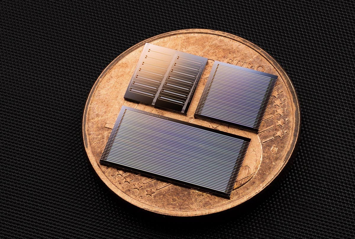 Lithium-Tantalate-Photonic-Integrated-Circuits.jpg