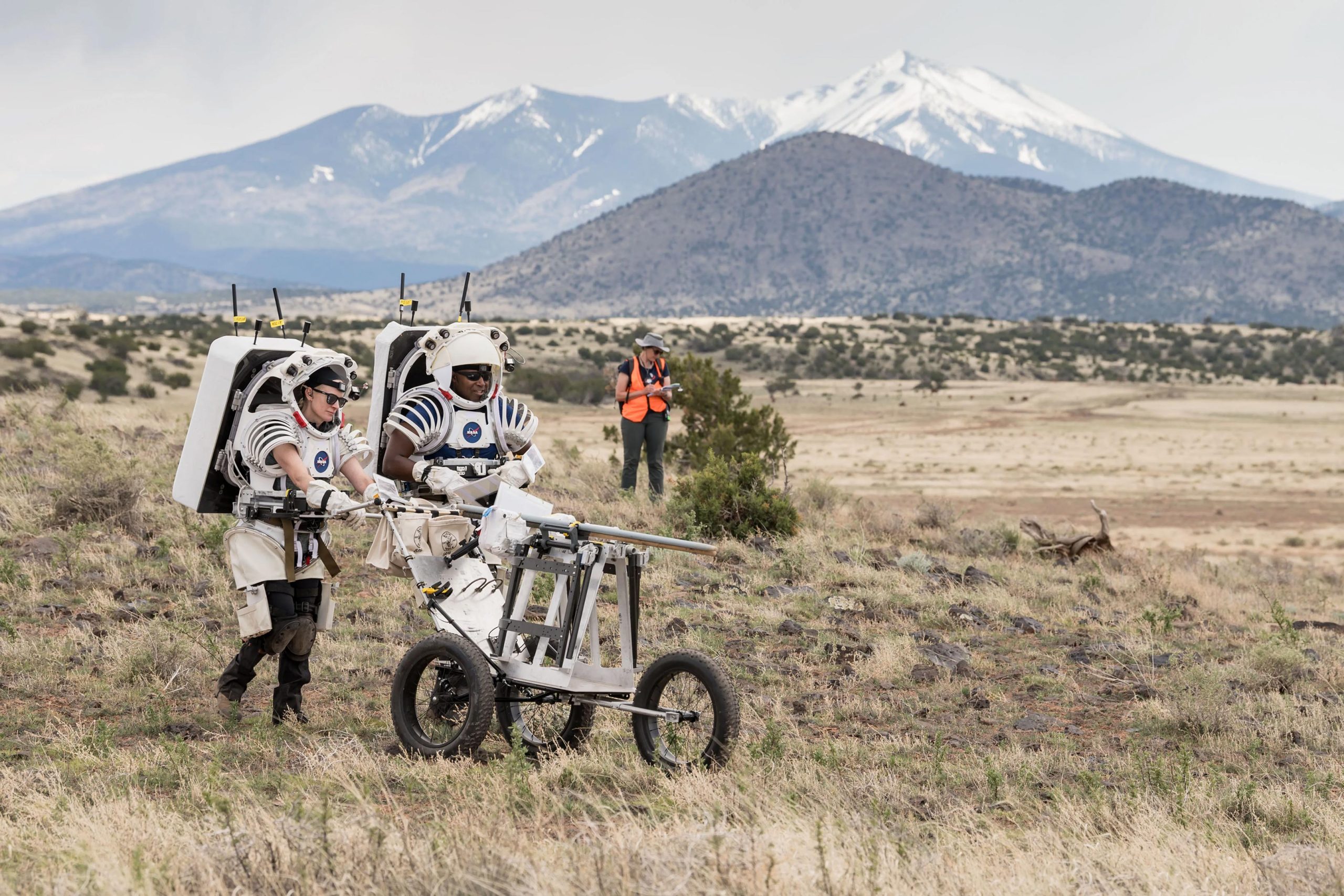 NASA-Astronauts-Kate-Rubins-and-Andre-Douglas-Push-Tool-Cart-scaled.jpg