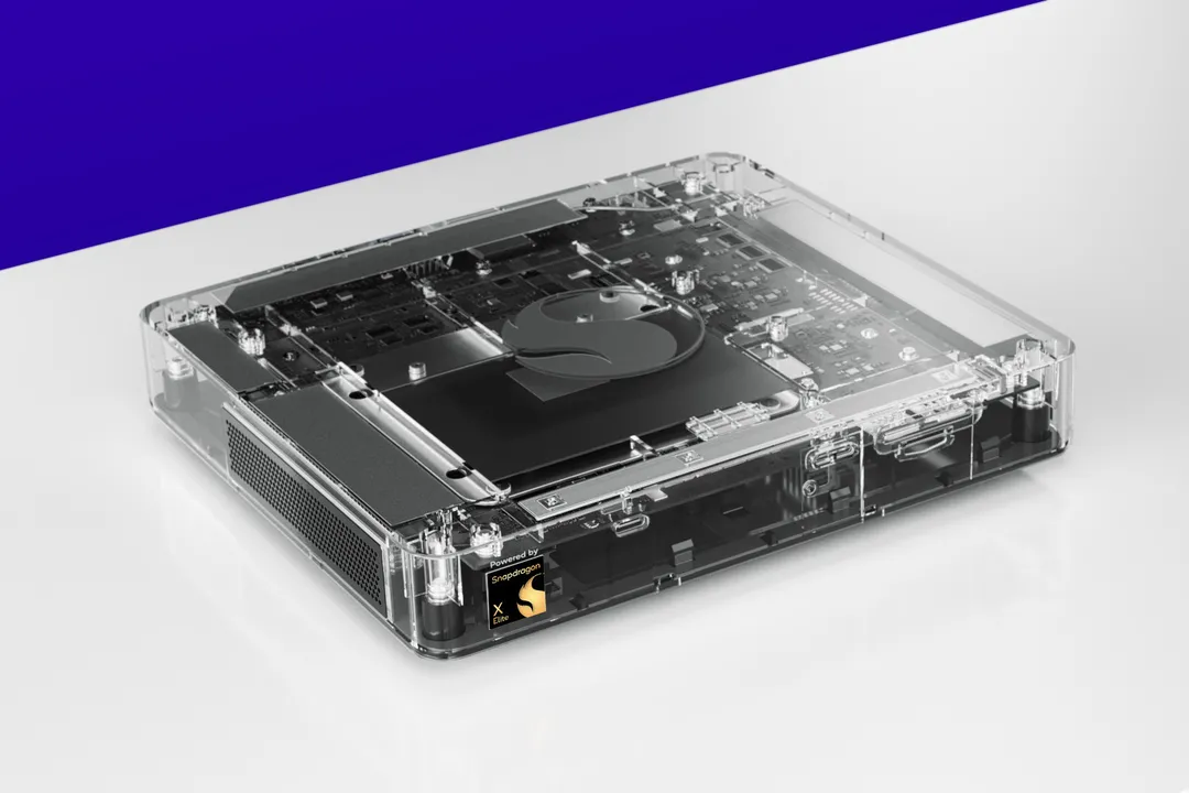 Snapdragon_Dev_Kit_for_Windows___Transparent_look.webp