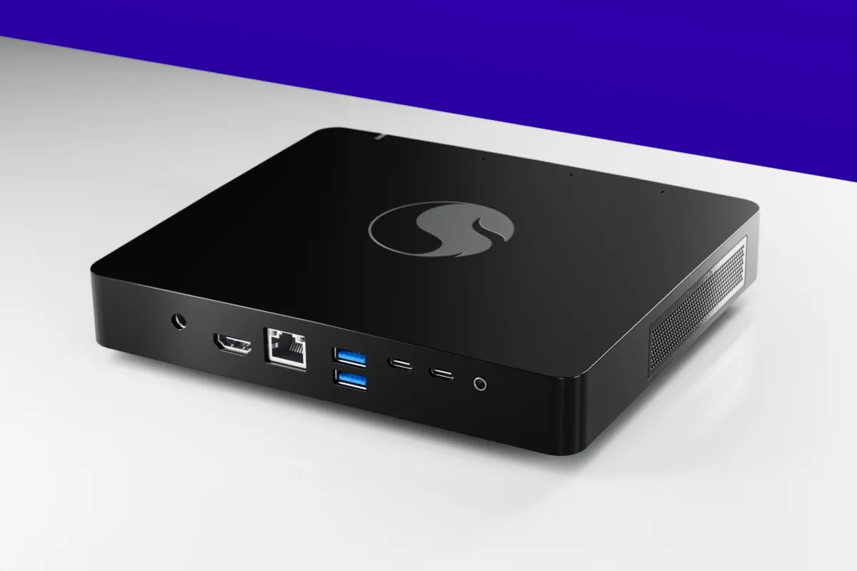 Snapdragon_Dev_Kit_for_Windows___Back.webp