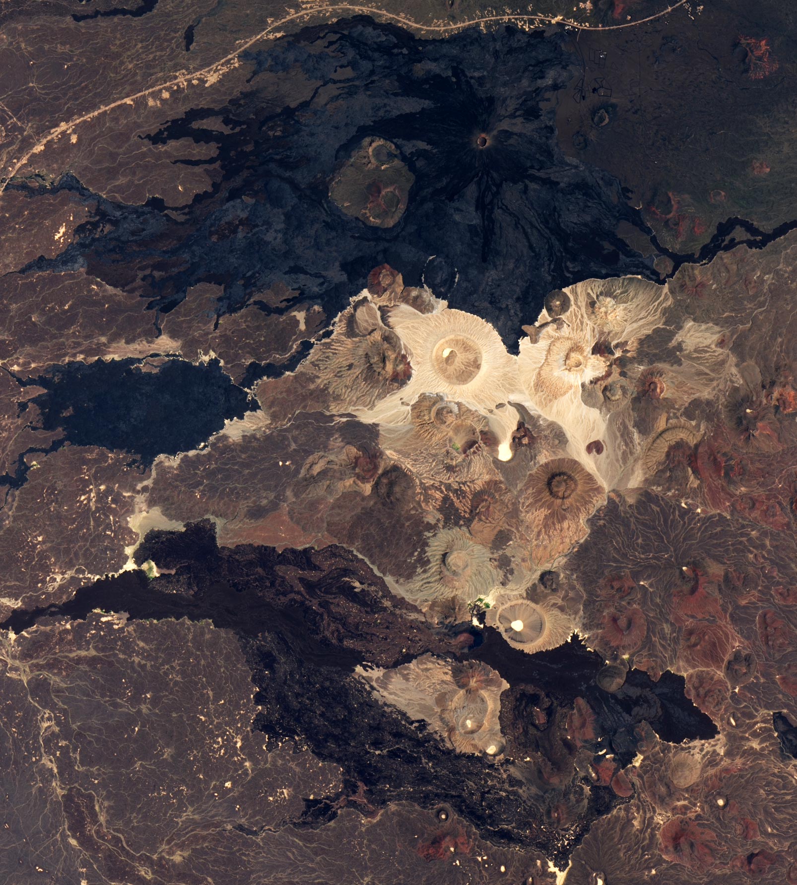 Harrat-Khaybar-Volcanic-Field.jpg