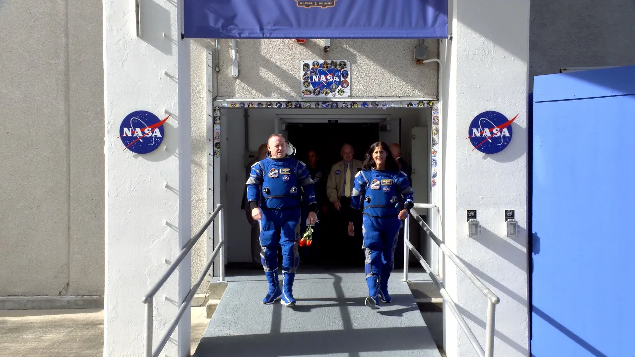 NASA-STARLINER-CFT-CREW.webp