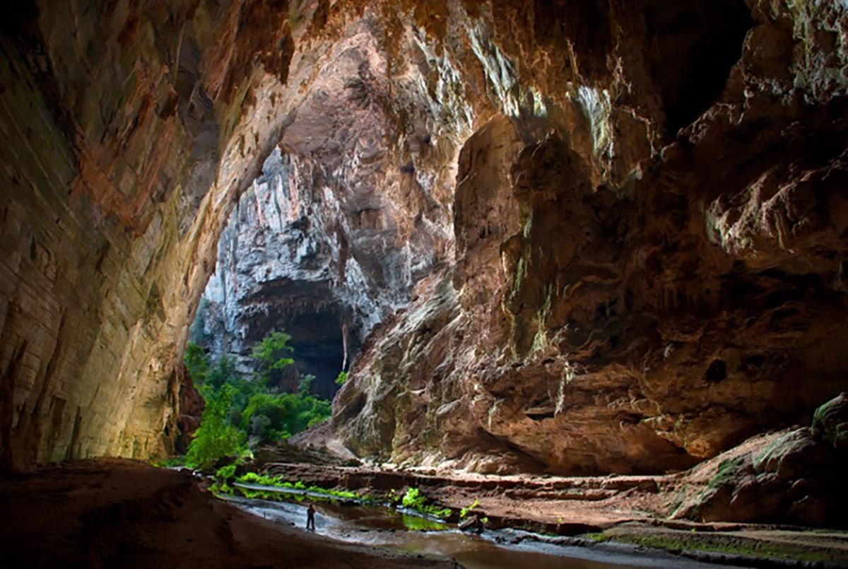 Janelao-Cave.jpg