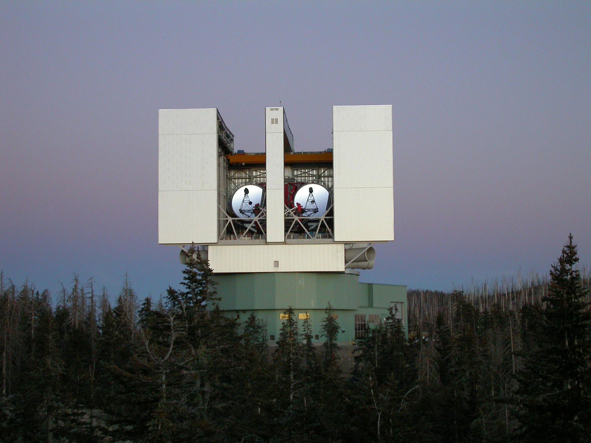 The-Large-Binocular-Telescope-Interferometer.jpg