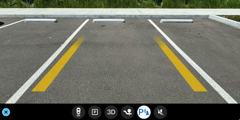 Next-Generation-CarPlay-Rear-Camera.jpg
