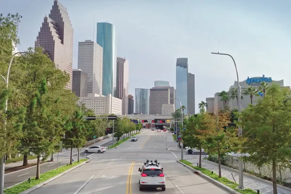 Cruise_Houston_jpg_92.jpg