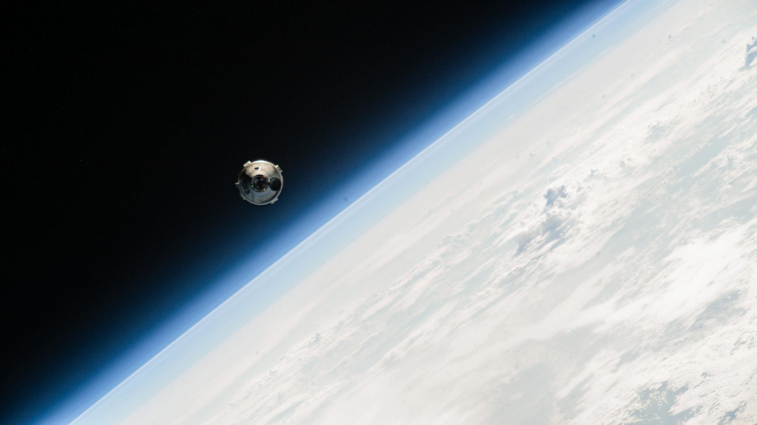 Boeing-Starliner-Spacecraft-Approaches-ISS-scaled.jpg