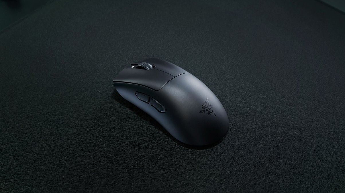 1718906414_razer-deathadder-v3-1.jpg
