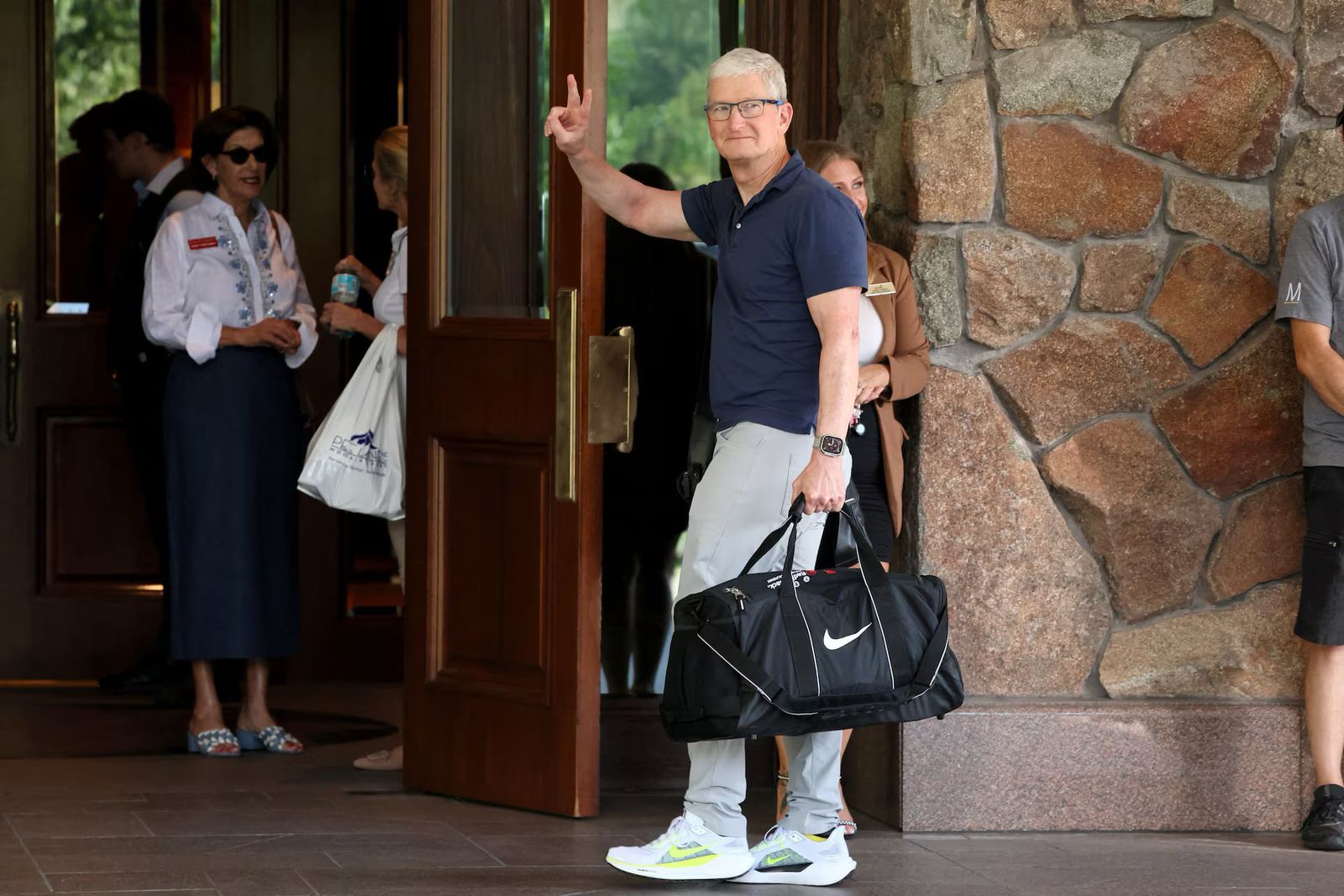 reuters-tim-cook-sun-valley-event.jpg