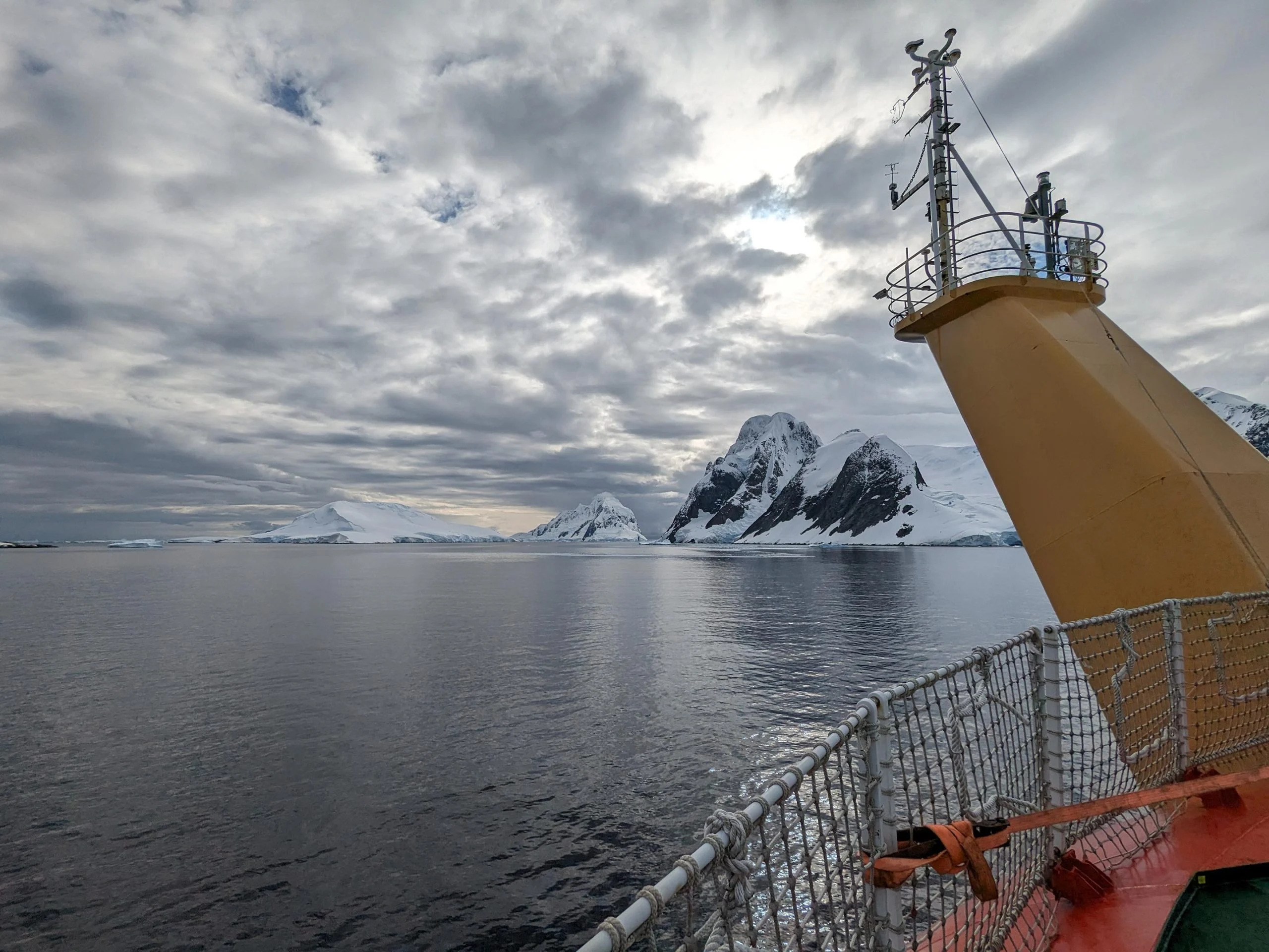 CO2-Flux-System-RRS-Sir-David-Attenborough-scaled_jpg_92.jpg