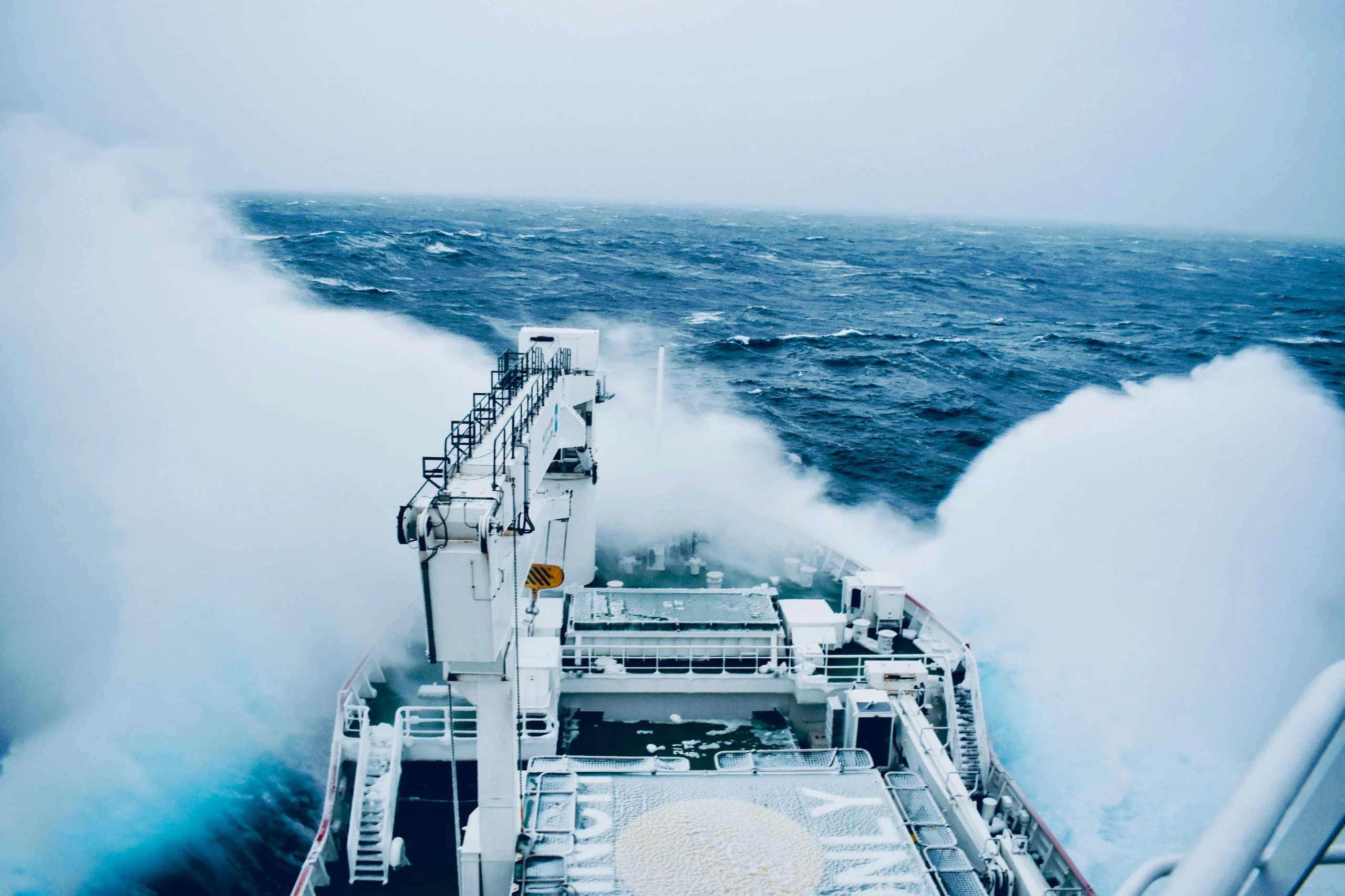 Antarctic-Waves-SA-Agulhas-II-scaled_jpg_92.jpg
