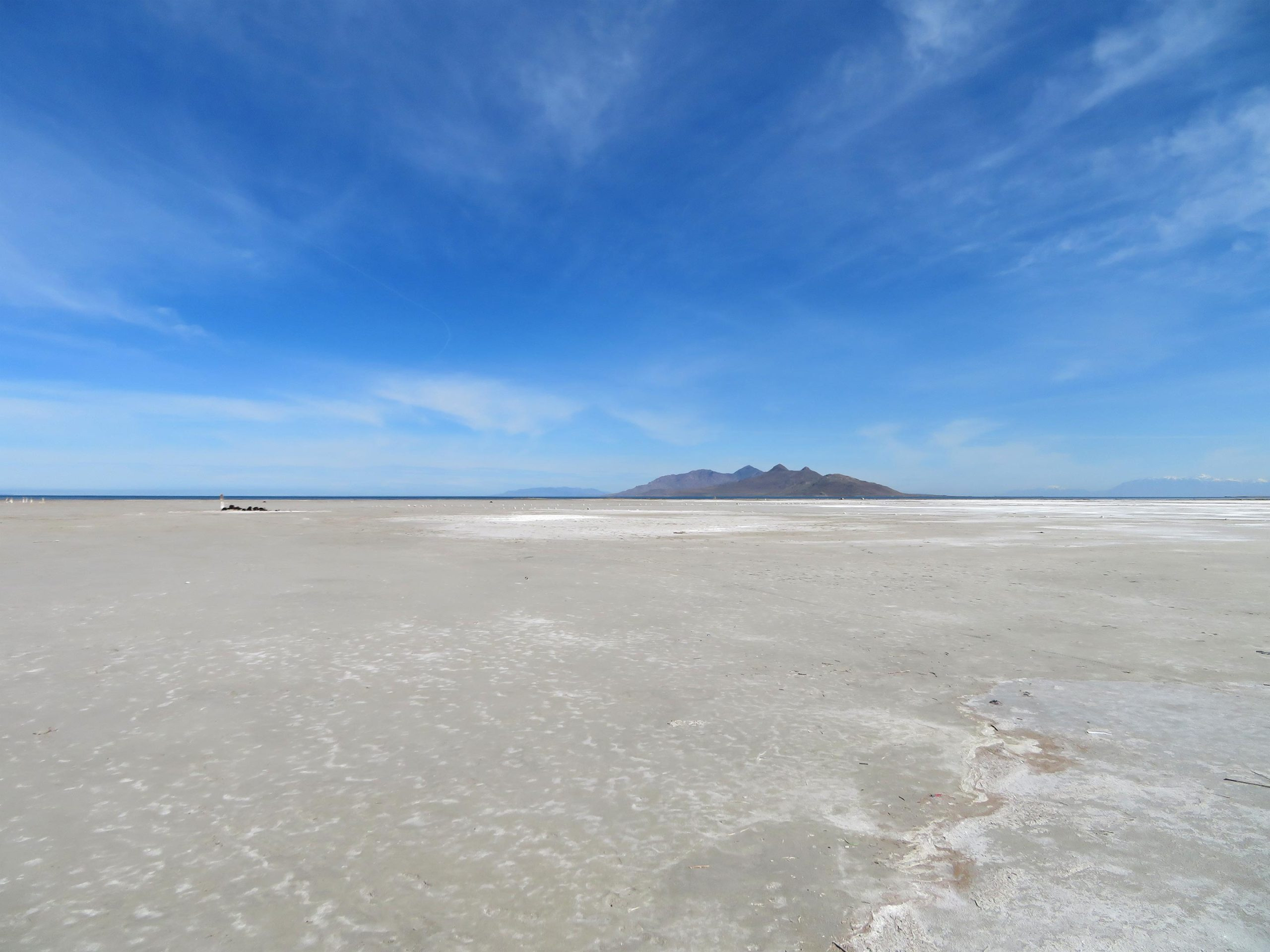 Great-Salt-Lake-Utah-scaled_jpg_92.jpg