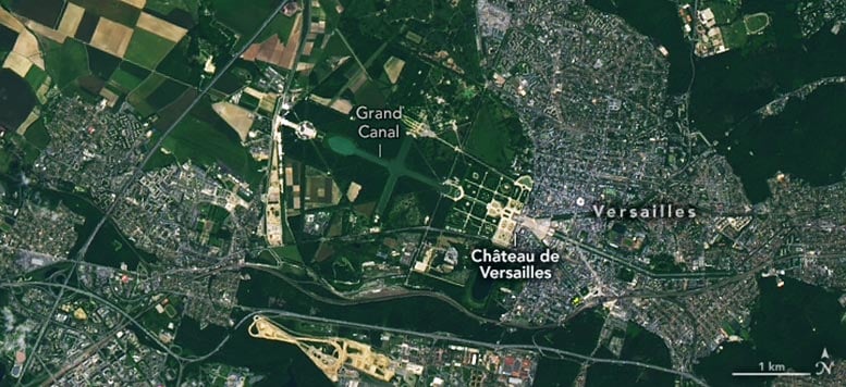 Chateau-de-Versailles-From-Space-Annotated.jpg